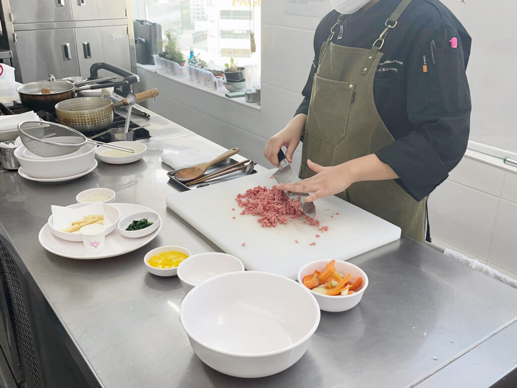 코리아요리아트아카데미-양식조리기능사-살리스버리 요리