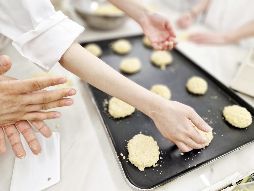 요리입시학원 제과제빵 클래스 제빵기능사 소보로빵 패닝