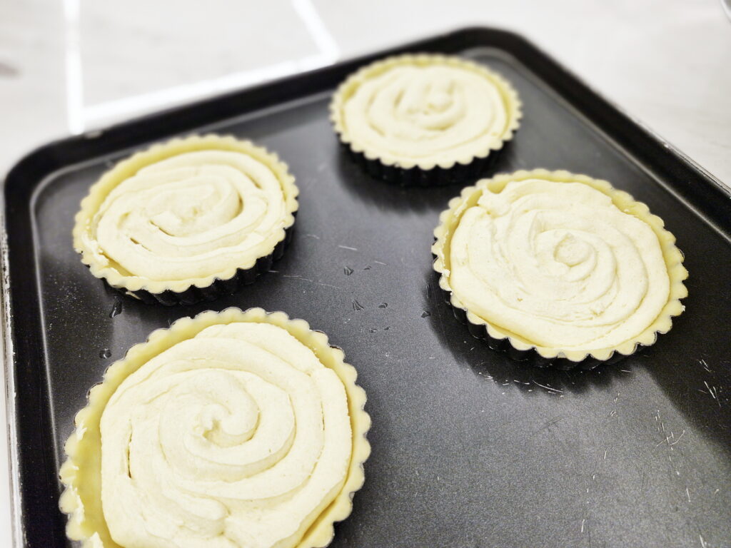 케익만들기 기초가 되는 타르트 필링 짜기 공정